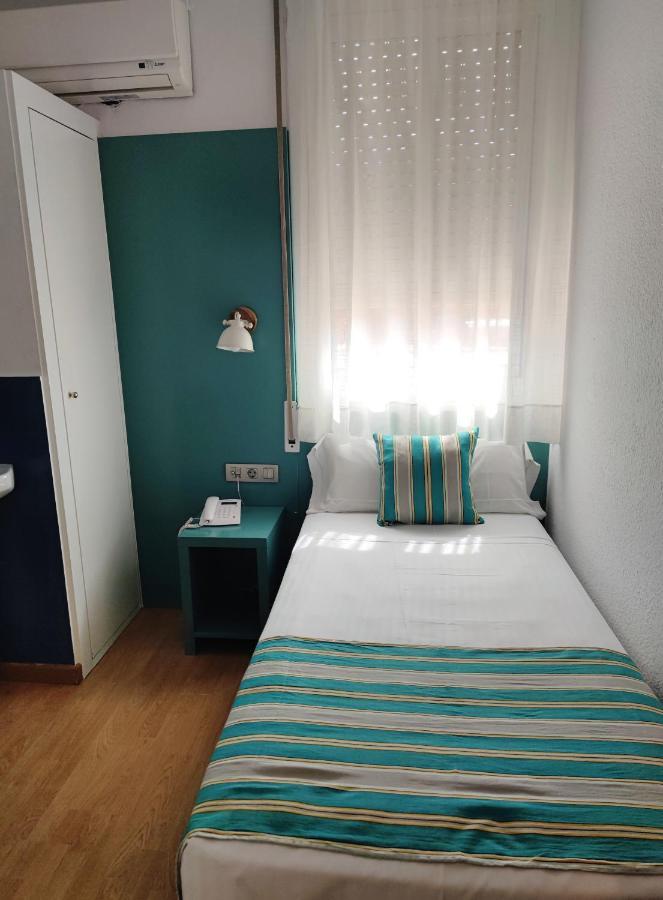 Affittacamere Yomo Bcn Port 2*
